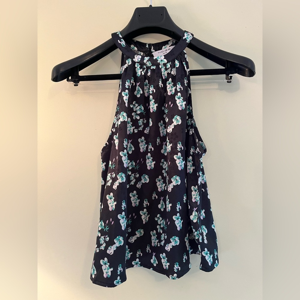 Noize Black Floral Top XS